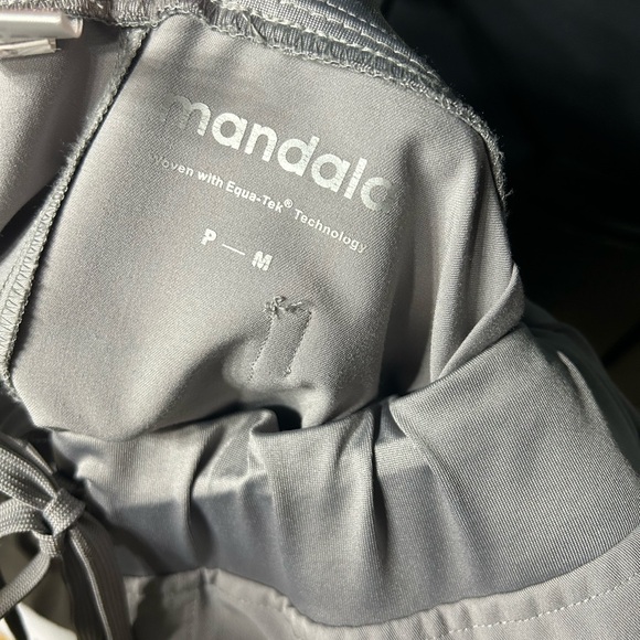 Gray mandala Women's Scrub Set M - Picture 2 of 4